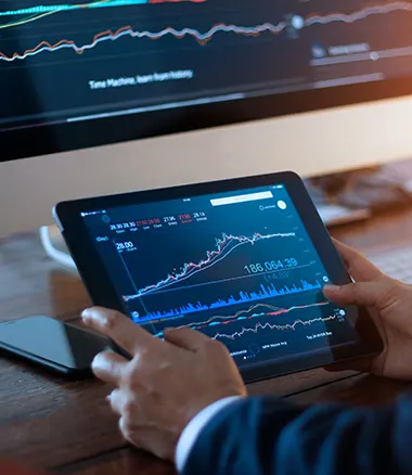 Invertir en acciones o fondos